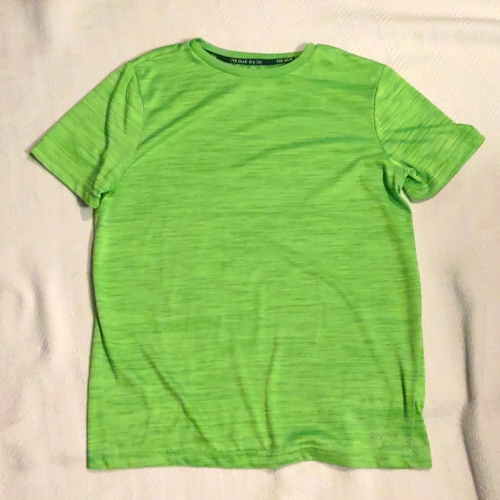 Tek Gear Dry Tek, Short Sleeve shirt, L 14. NWOT